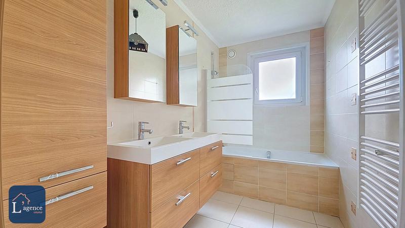 Appartement - 109 m² - 5 pièces