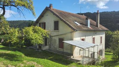 Maison - 286 m² - 10 pièces