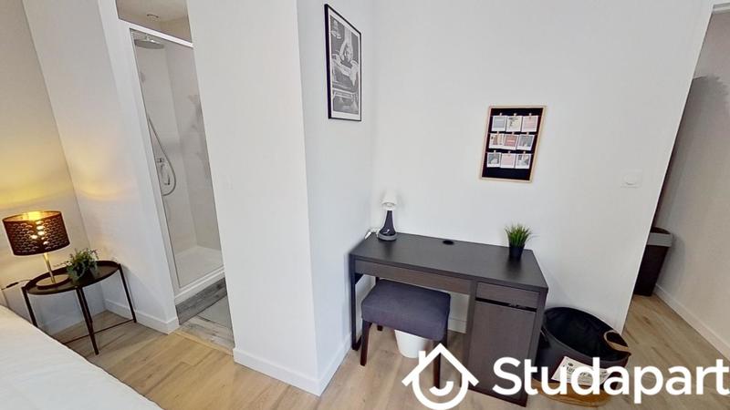 Chambre - 10 m² - 1 pièce