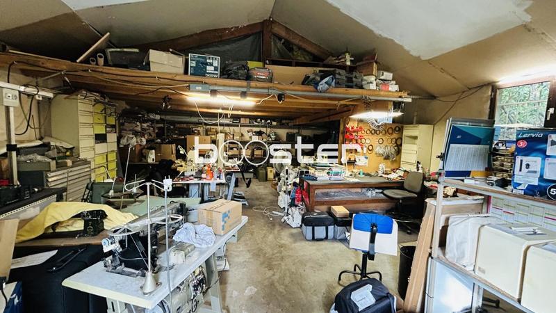 Maison ancienne - 316 m² - 8 pièces