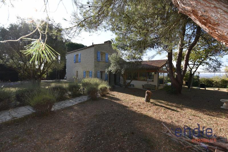 Maison - 158 m² - 6 pièces