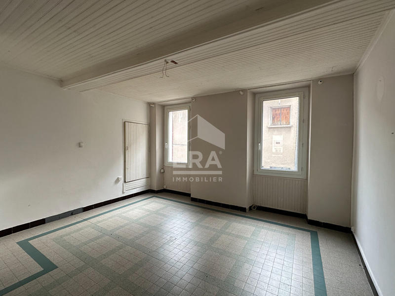 Appartement - 111 m² - 4 pièces