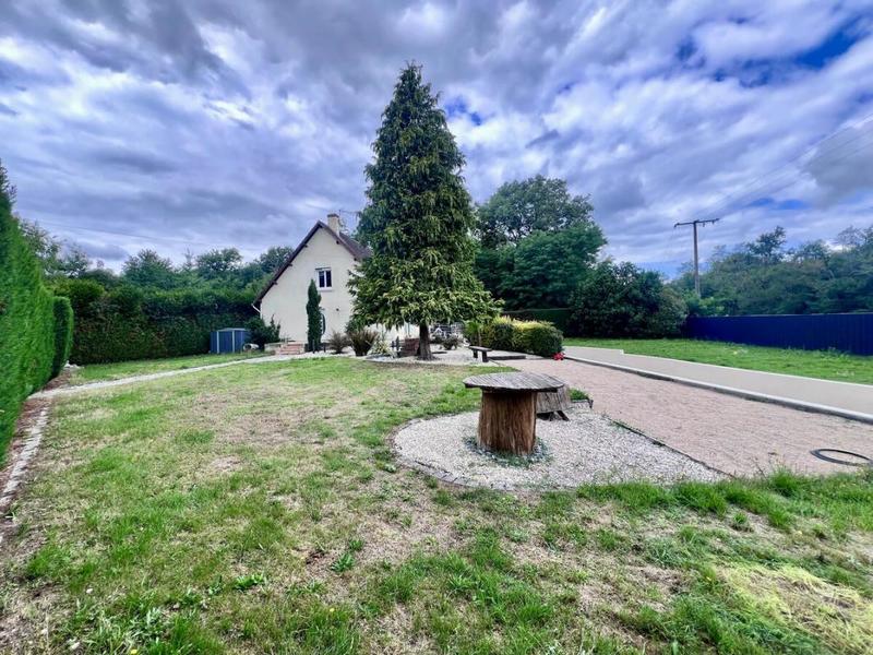 Pavillon - 214 m² - 7 pièces