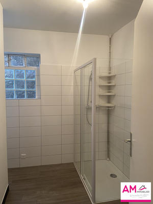 Appartement - 65 m² - 2 pièces