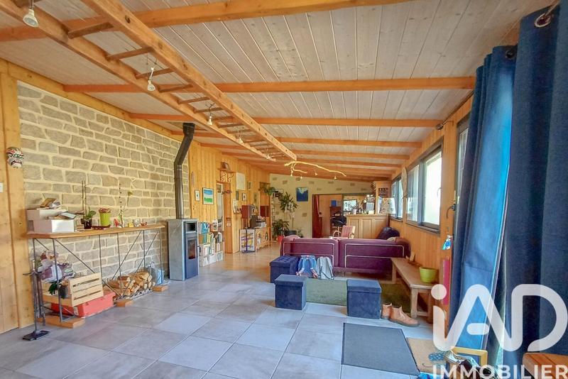 Maison - 245 m² - 6 pièces