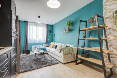 Appartement - 80 m² - 6 pièces