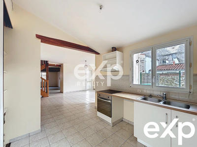 Maison - 120 m² - 5 pièces