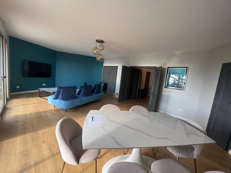 Appartement - 110 m² - 4 pièces