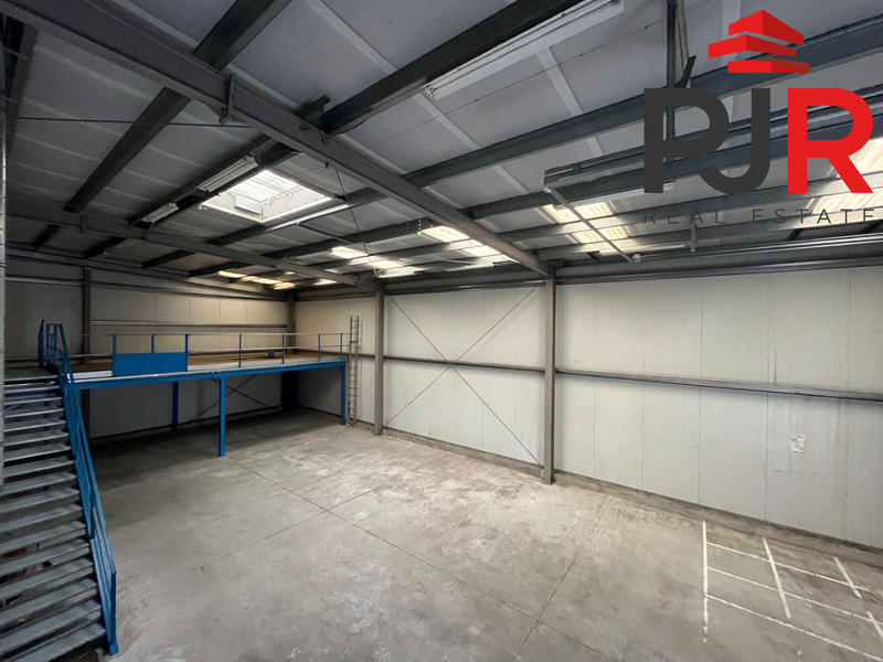 Local d'activités - 600 m²