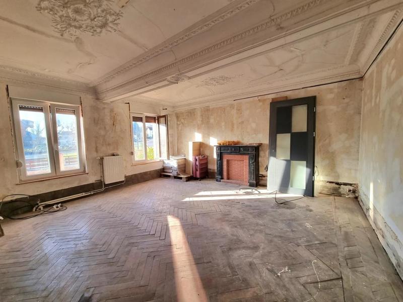 Maison - 296 m² - 13 pièces