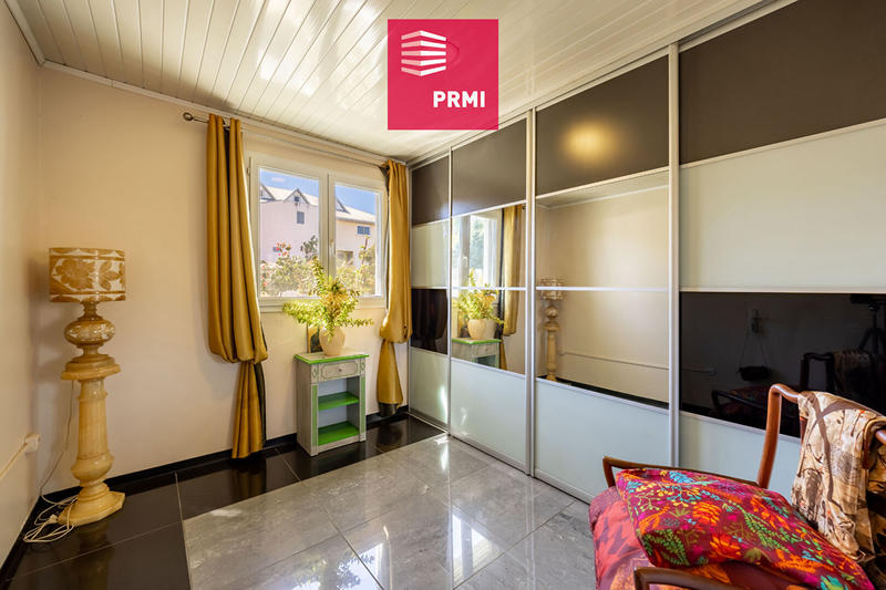 Maison - 102 m² - 6 pièces