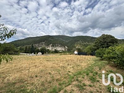 Maison - 84 m² - 3 pièces