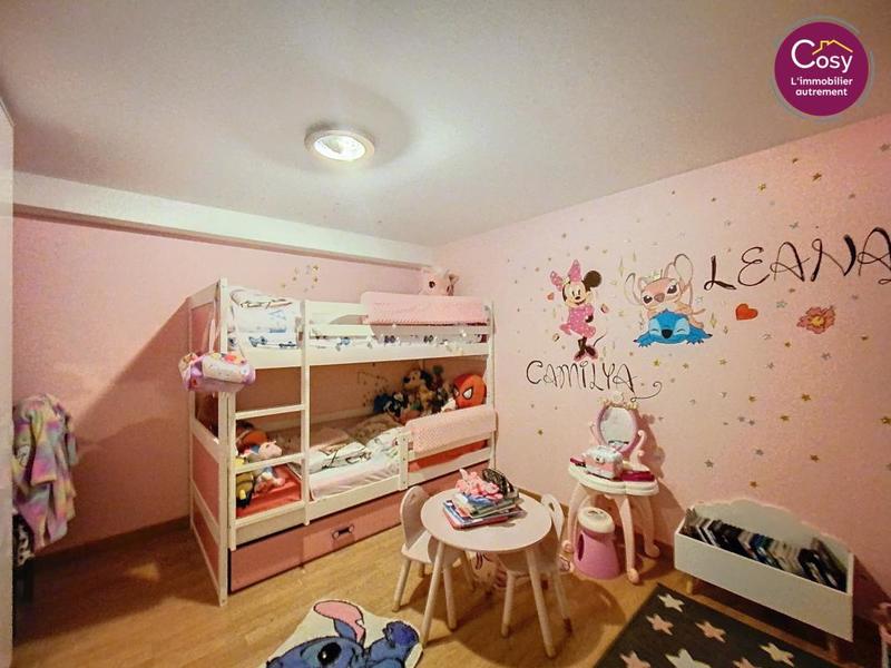 Appartement - 104 m² - 5 pièces