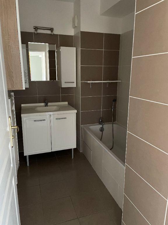 Appartement - 69 m² - 2 pièces