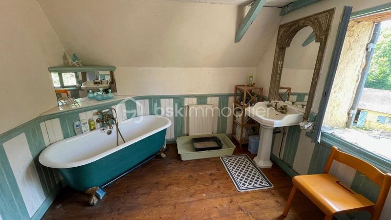 Demeure - 226 m² - 7 pièces