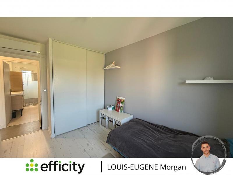 Pavillon - 90 m² - 5 pièces