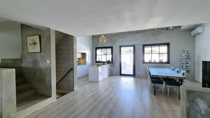 Maison - 150 m² - 6 pièces