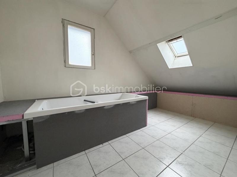 Maison - 161 m² - 8 pièces