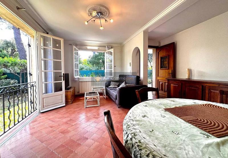 Maison - 186 m² - 7 pièces