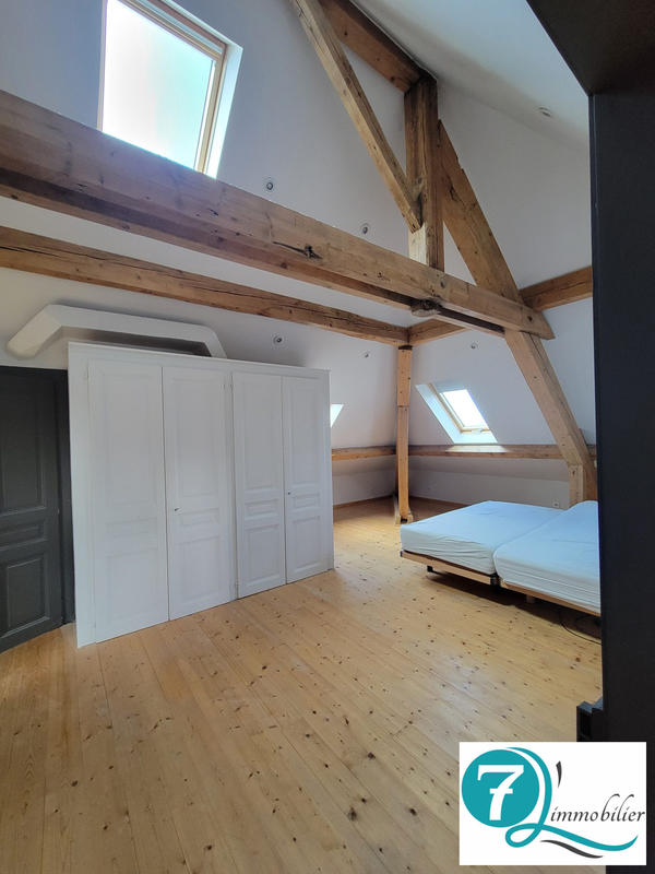 Maison - 200 m² - 10 pièces