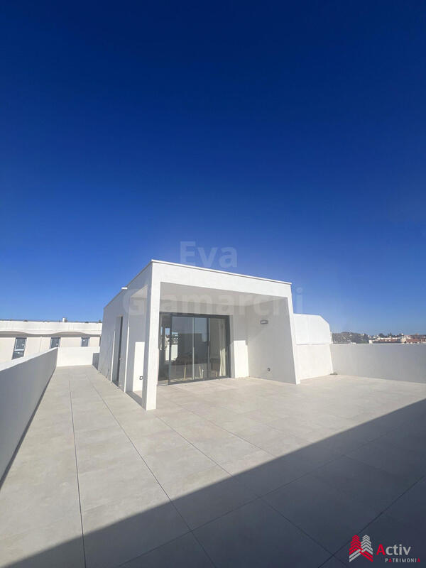 Duplex - 112 m² - 4 pièces