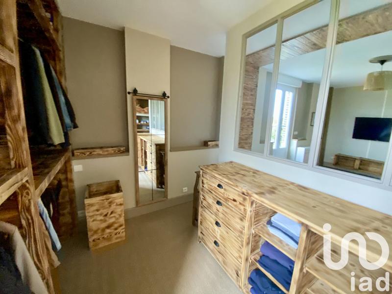 Maison - 209 m² - 5 pièces