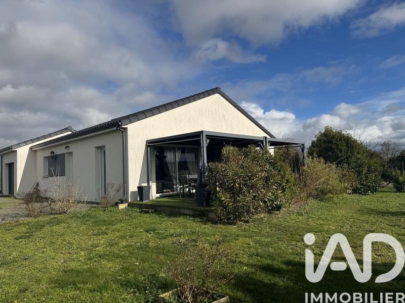 Maison - 90 m² - 5 pièces