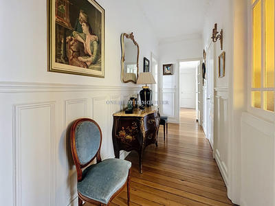 Appartement - 120 m² - 5 pièces