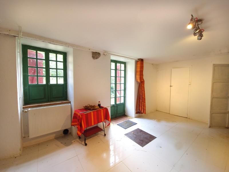 Moulin - 125 m² - 5 pièces