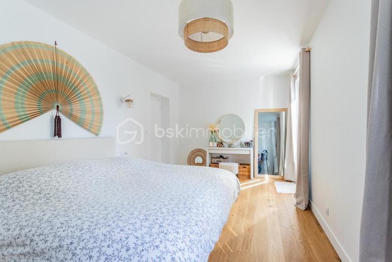 Maison de ville - 260 m² - 8 pièces