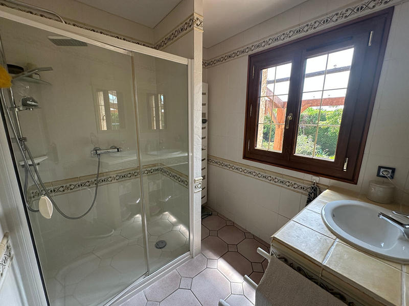 Maison - 145 m² - 6 pièces