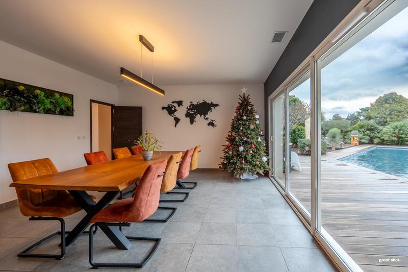 Villa - 210 m² - 7 pièces