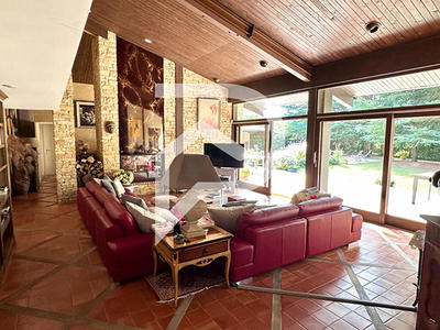 Villa - 290 m² - 8 pièces