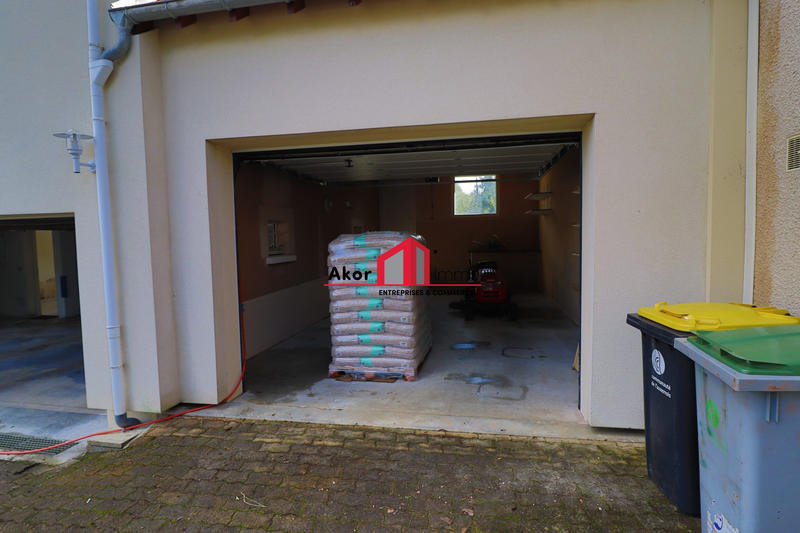 Maison traditionnelle - 188 m² - 7 pièces