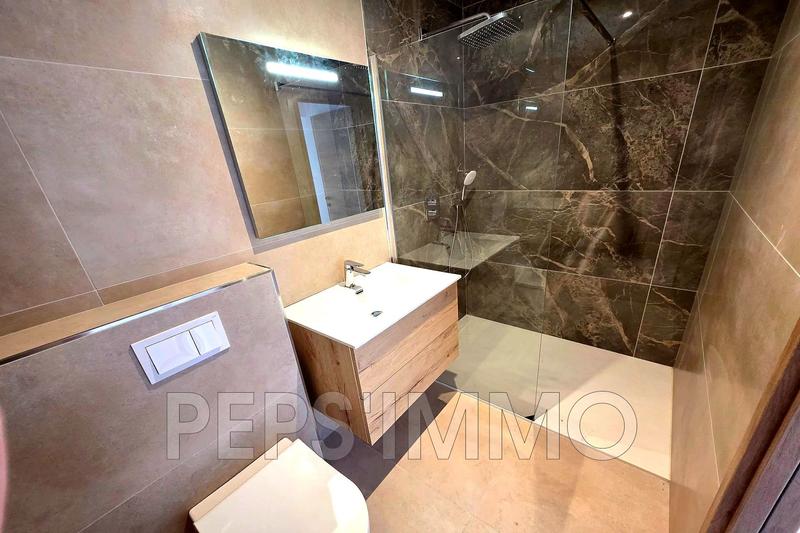 Appartement - 175 m² - 6 pièces