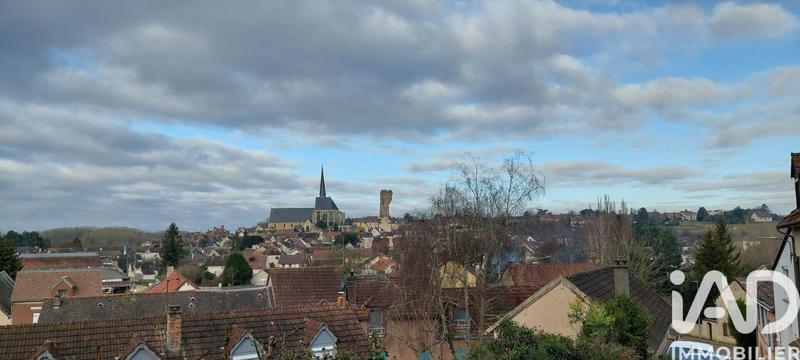 Maison - 94 m² - 6 pièces