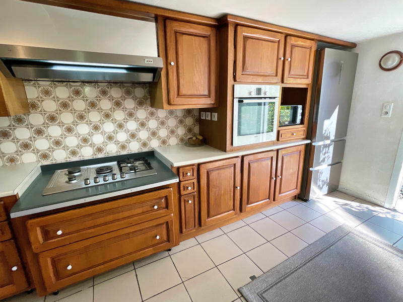 Maison de village - 319 m² - 14 pièces