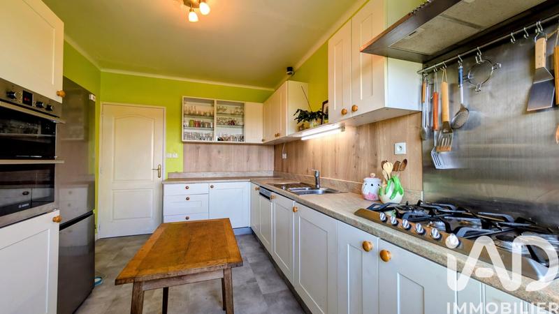 Maison - 177 m² - 10 pièces