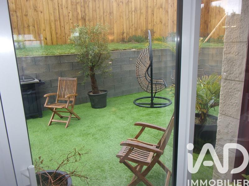 Maison - 283 m² - 10 pièces