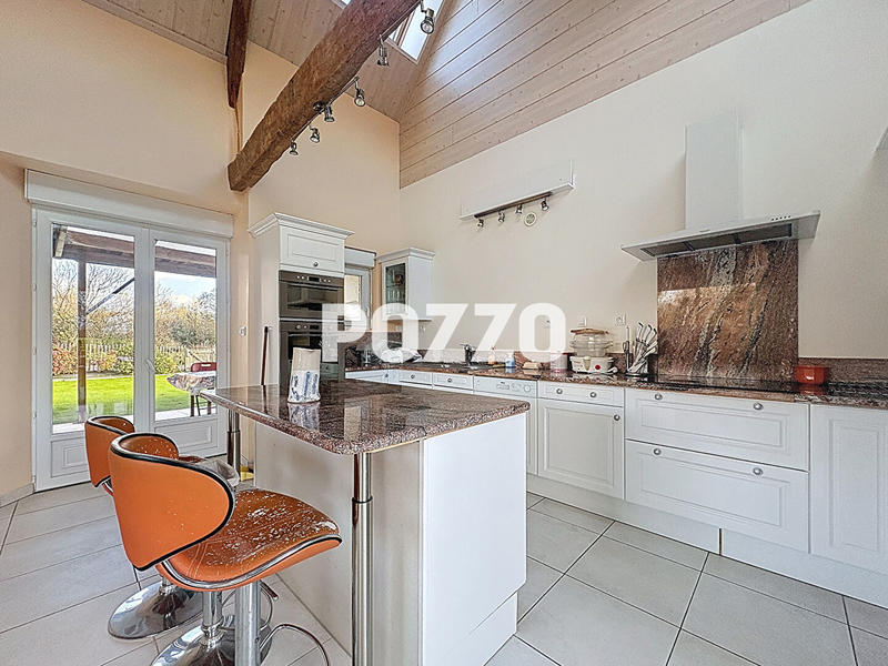 Maison - 165 m² - 6 pièces