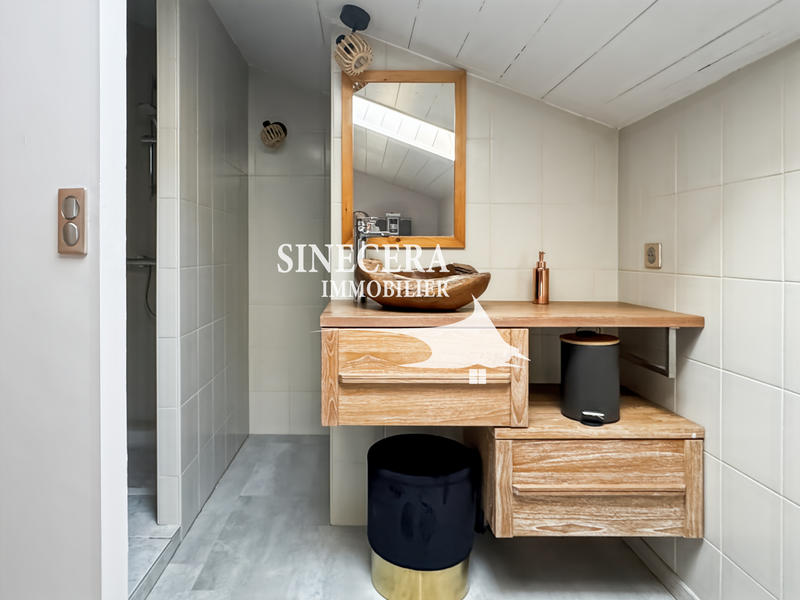 Villa - 197 m² - 7 pièces