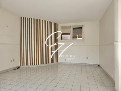 Appartement - 110 m² - 5 pièces