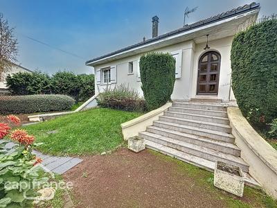 Maison - 133 m² - 6 pièces