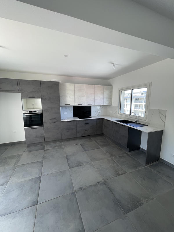 Maison - 97 m² - 4 pièces