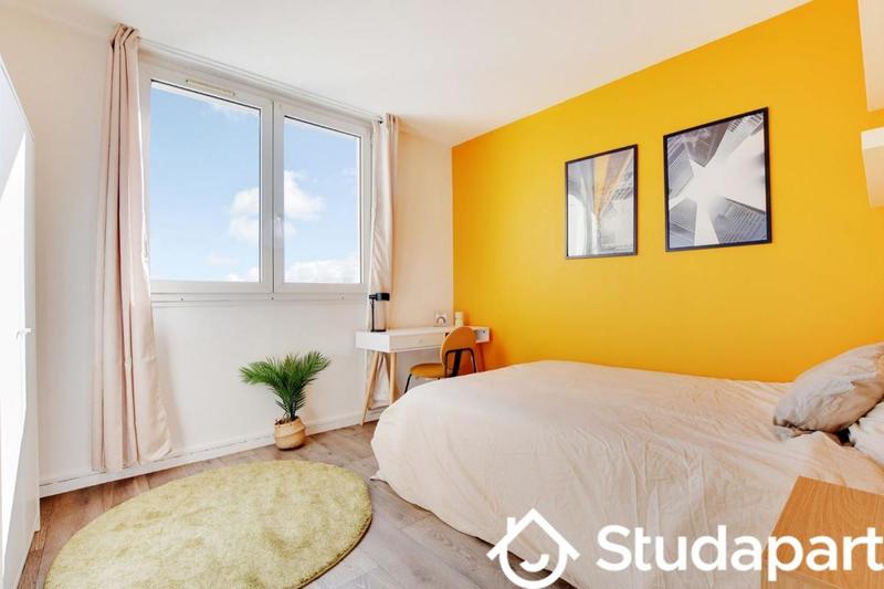 Chambre - 10 m² - 1 pièce