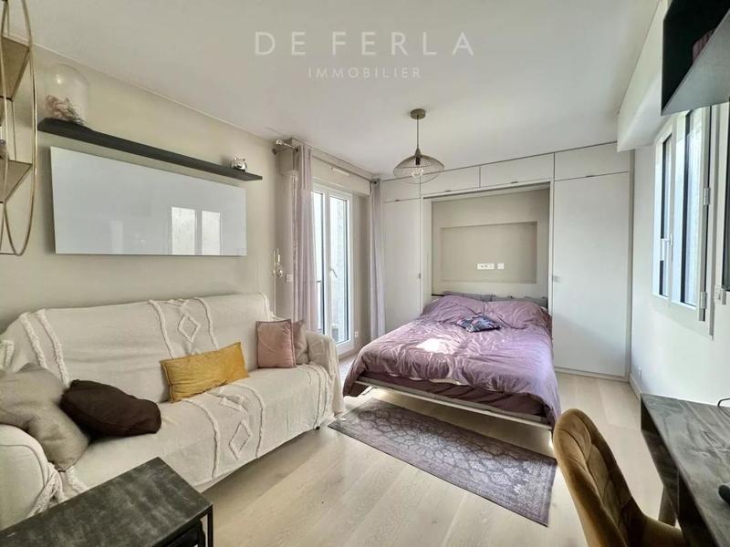 Studio - 30 m² - 1 pièce