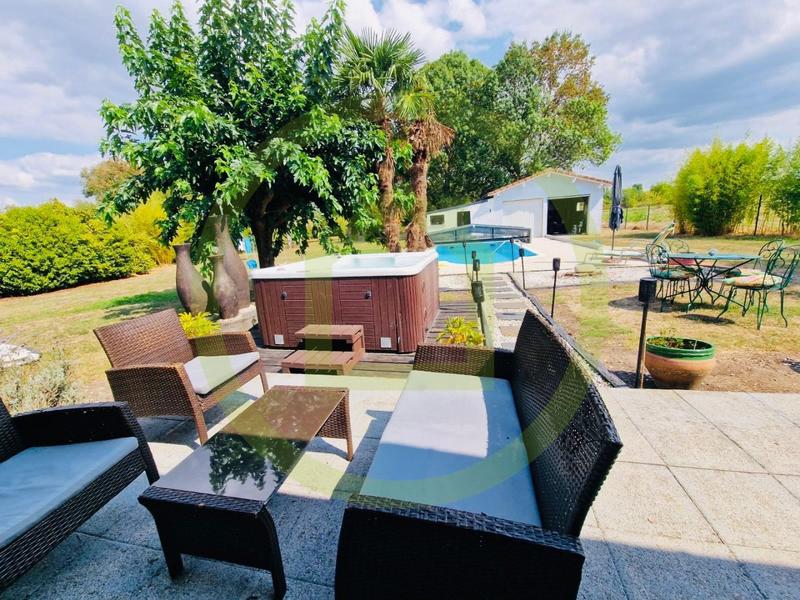 Maison - 100 m² - 6 pièces