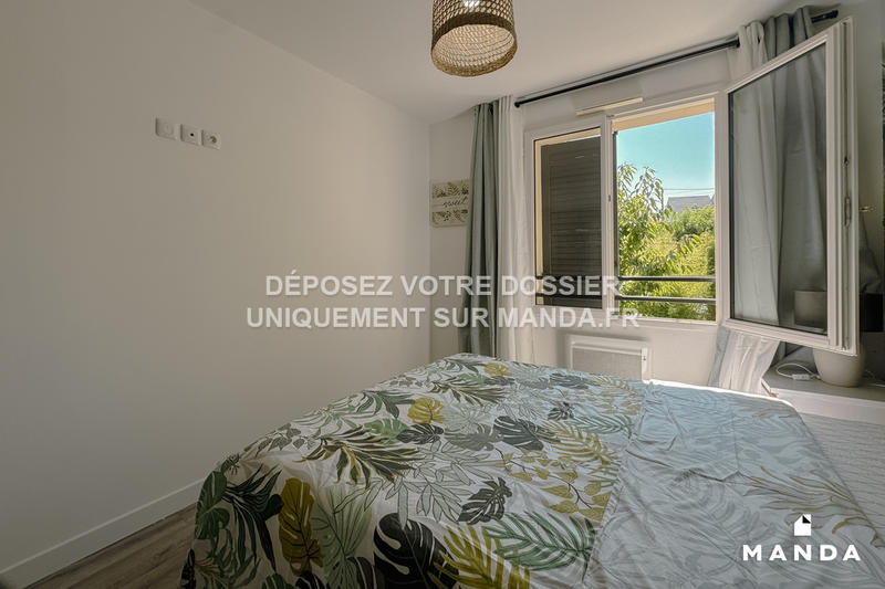 Chambre - 9 m² - 5 pièces