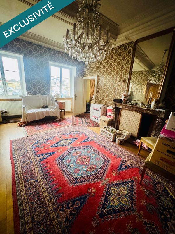 Maison - 210 m² - 11 pièces