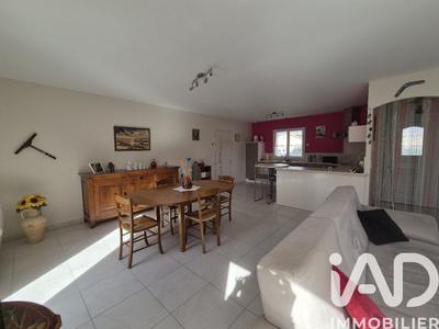 Maison - 94 m² - 4 pièces